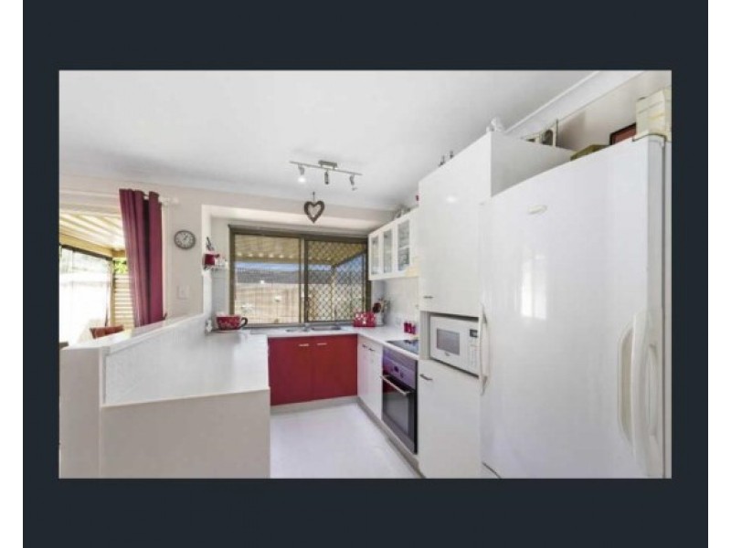 2/6 Crystal Reef Drive, Coombabah QLD 4216