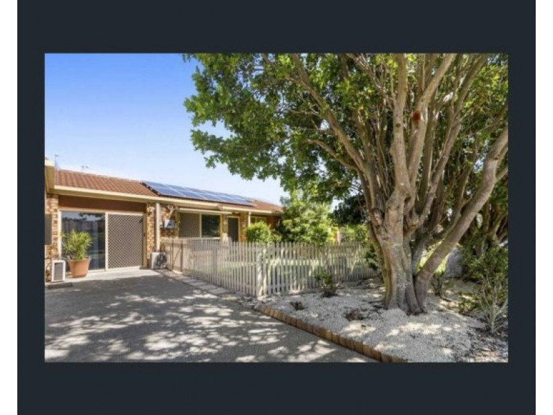 2/6 Crystal Reef Drive, Coombabah QLD 4216