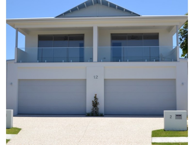 1/15 Eider Avenue, Paradise Point QLD 4216