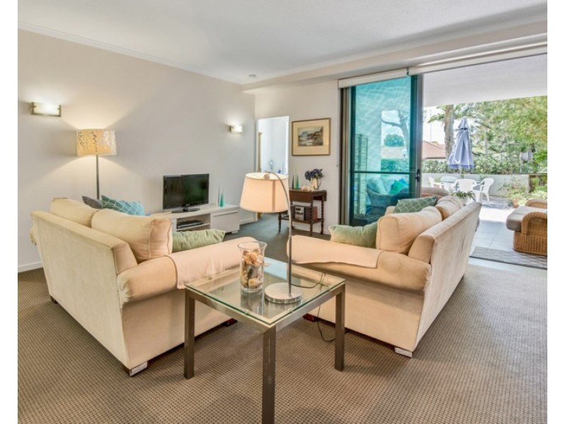 i3/20-28 Bayview Street, Runaway Bay QLD 4216