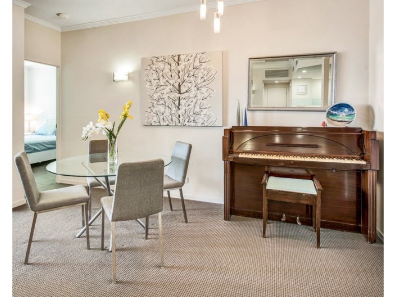 i3/20-28 Bayview Street, Runaway Bay QLD 4216