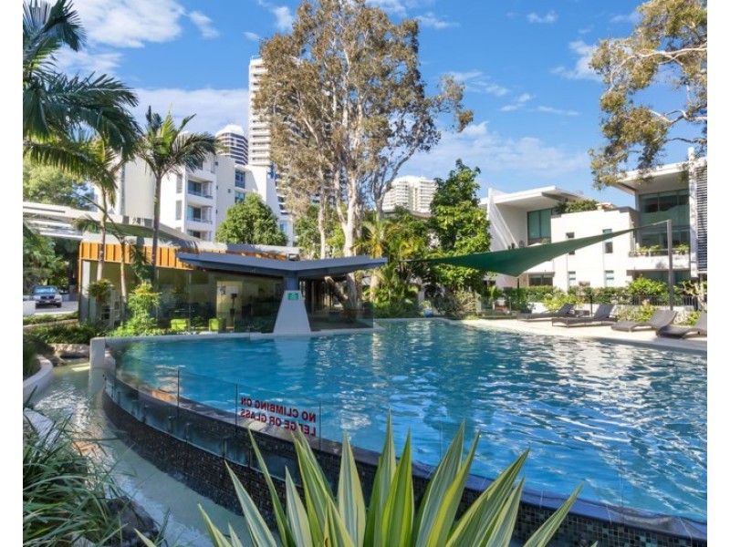 i3/20-28 Bayview Street, Runaway Bay QLD 4216
