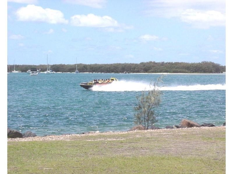 i3/20-28 Bayview Street, Runaway Bay QLD 4216