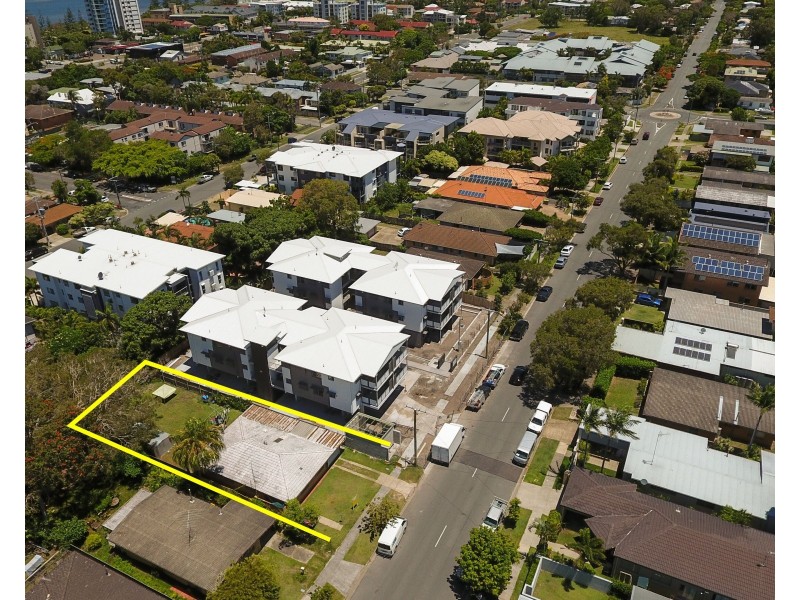 121 Muir Street, Labrador QLD 4215