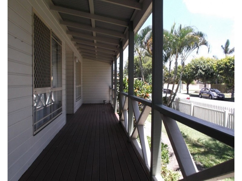 2/2 Cawthray Street, Biggera Waters QLD 4216