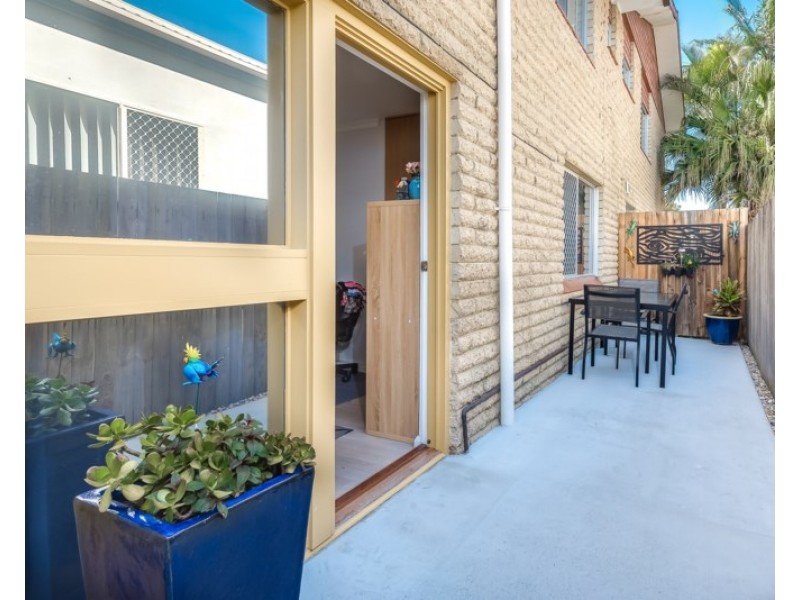 1/8 Nankeen Avenue, Paradise Point QLD 4216