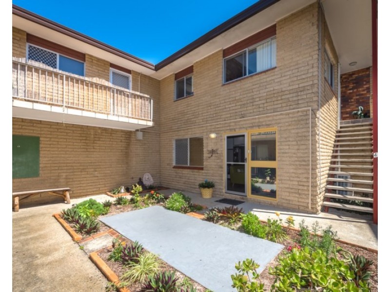 1/8 Nankeen Avenue, Paradise Point QLD 4216