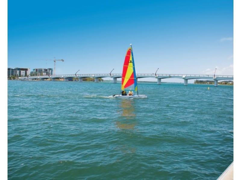 1/8 Nankeen Avenue, Paradise Point QLD 4216