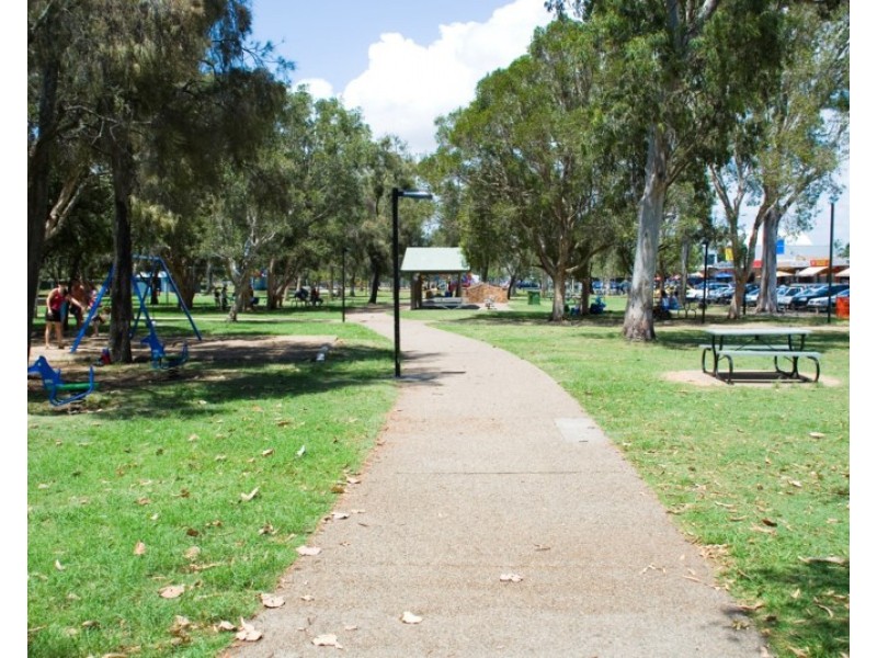 1/8 Nankeen Avenue, Paradise Point QLD 4216