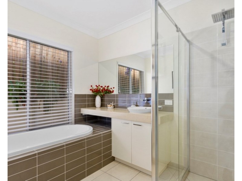 13 Mountain View Parade, Maudsland QLD 4210