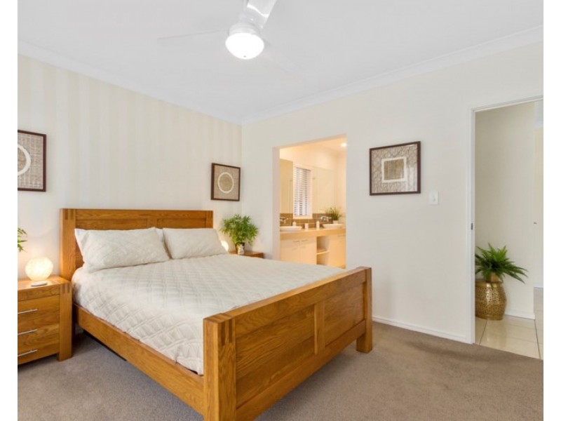 13 Mountain View Parade, Maudsland QLD 4210