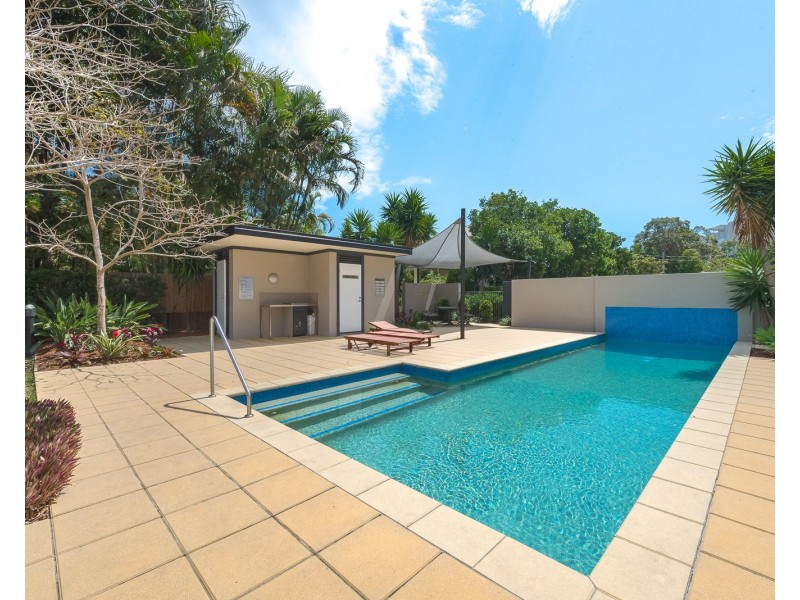 22/12-18 Bayview Street, Runaway Bay QLD 4216