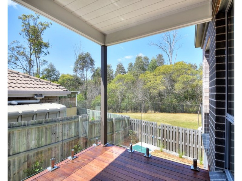 1/11 Bellagio Crescent, Coomera QLD 4209