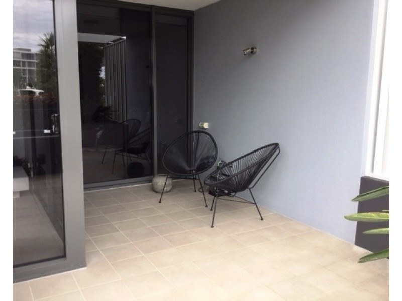 3105/323 Bayview Street, Hollywell QLD 4216