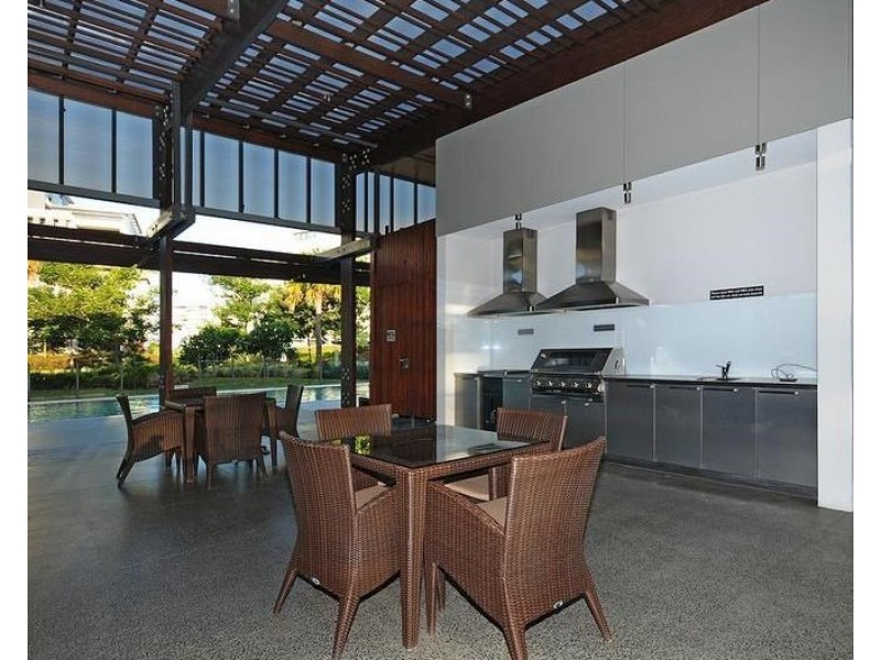 3105/323 Bayview Street, Hollywell QLD 4216