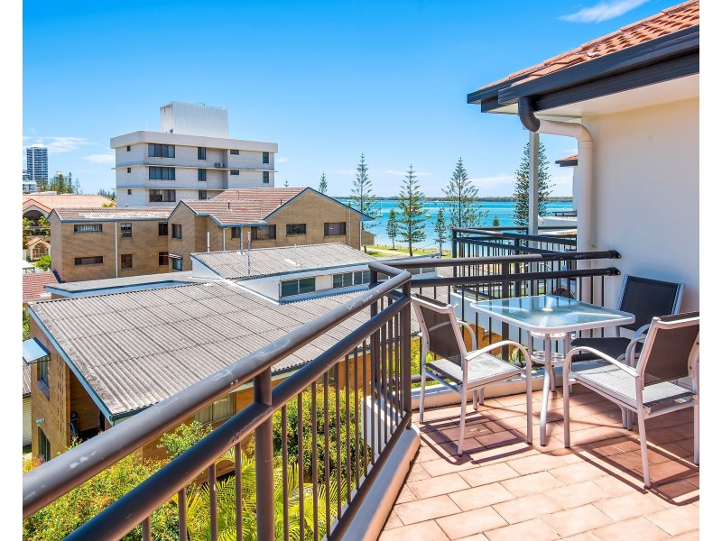 35/452-454 Marine Parade, Biggera Waters QLD 4216