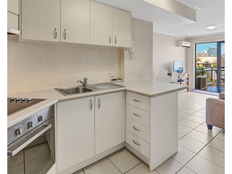 35/452-454 Marine Parade, Biggera Waters QLD 4216