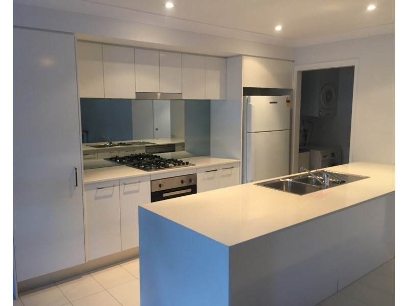 116/3 Compass Drive, Biggera Waters QLD 4216