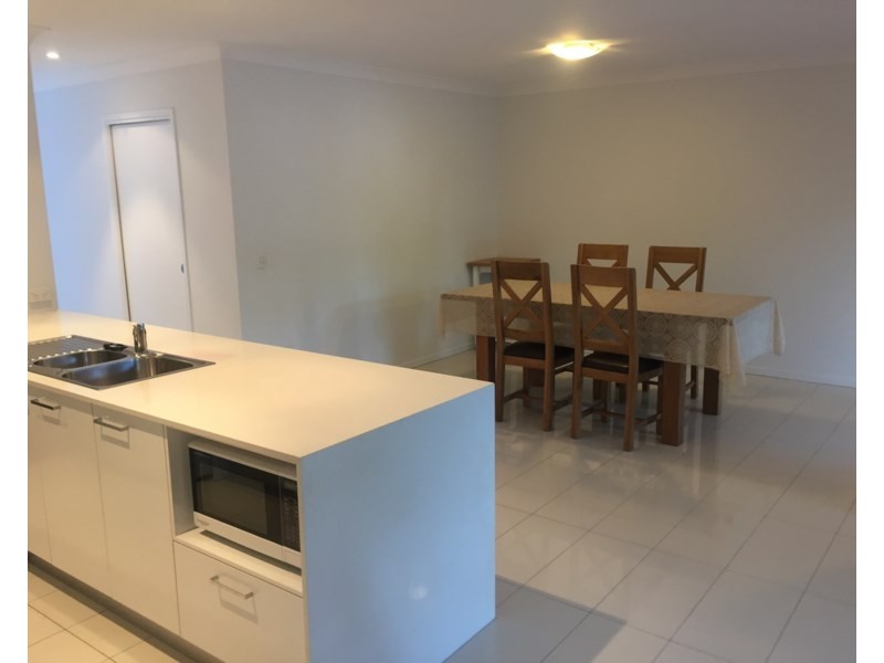 116/3 Compass Drive, Biggera Waters QLD 4216