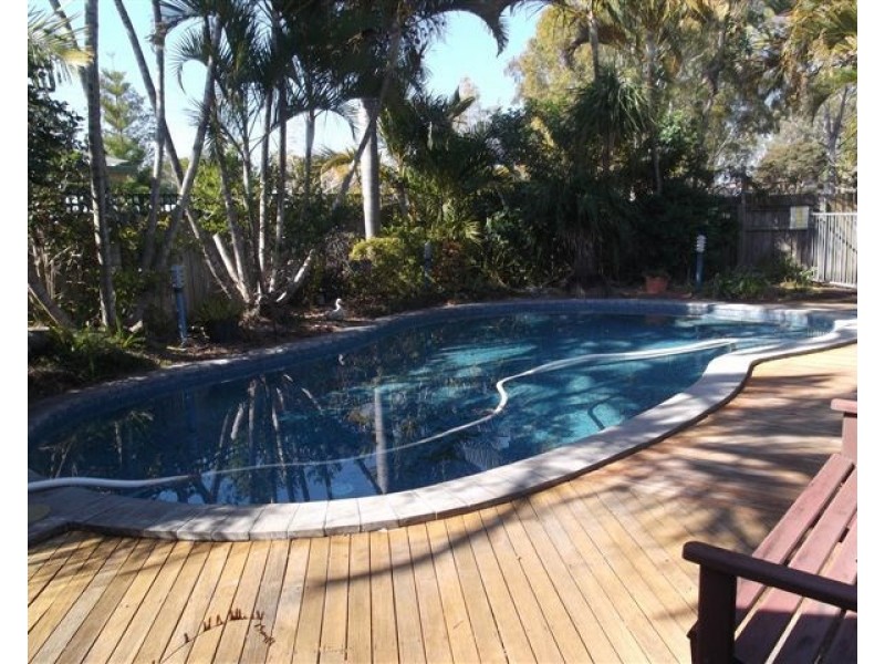 23 Anchorage Way, Biggera Waters QLD 4216