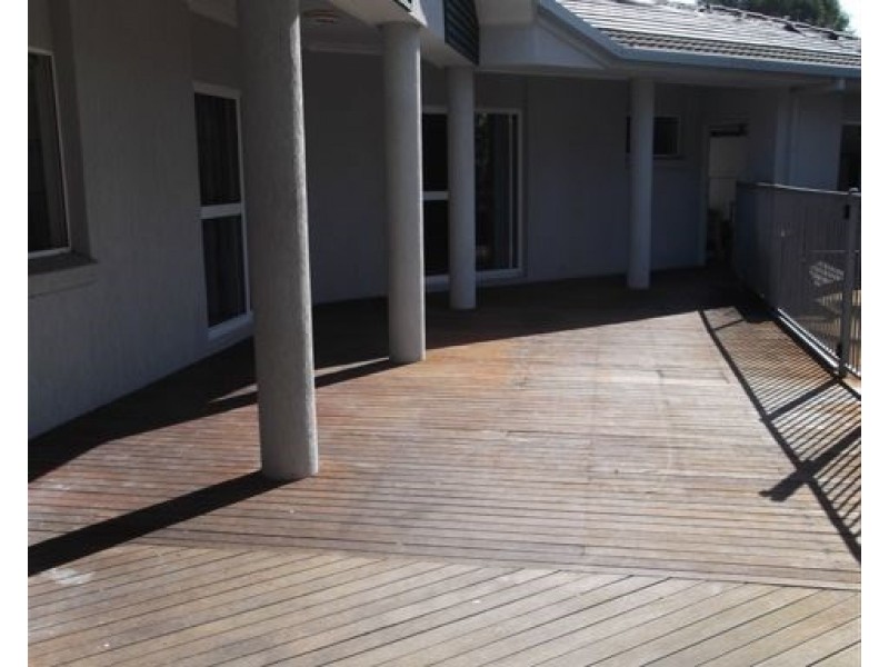 23 Anchorage Way, Biggera Waters QLD 4216