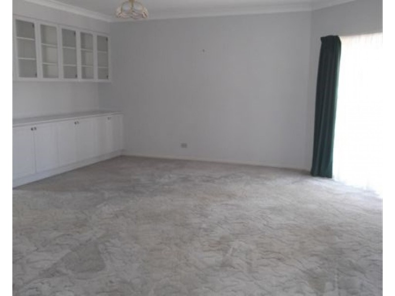 23 Anchorage Way, Biggera Waters QLD 4216