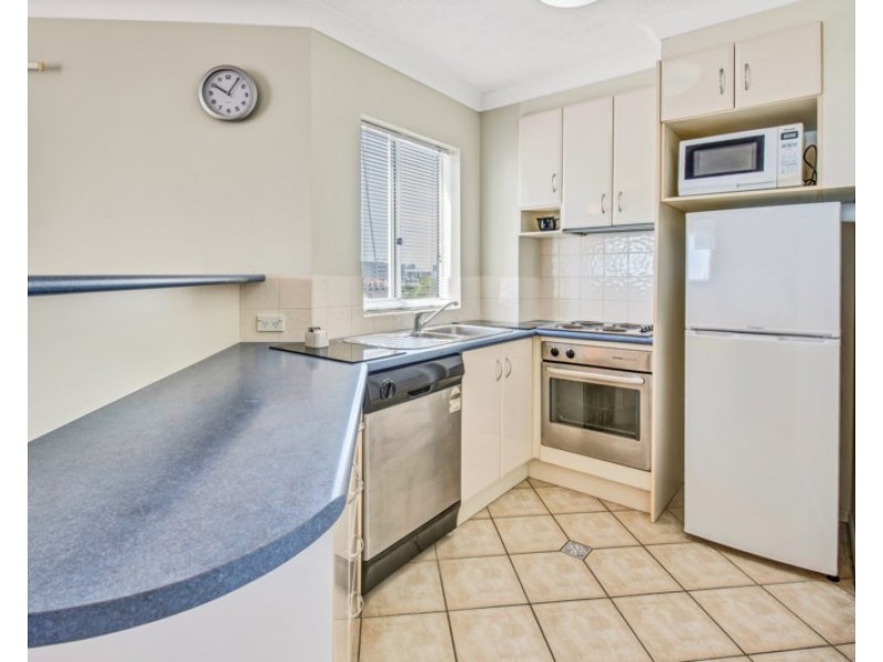 48/484-488 Marine Parade, Biggera Waters QLD 4216