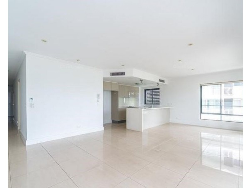 8/508 Marine Parade, Biggera Waters QLD 4216