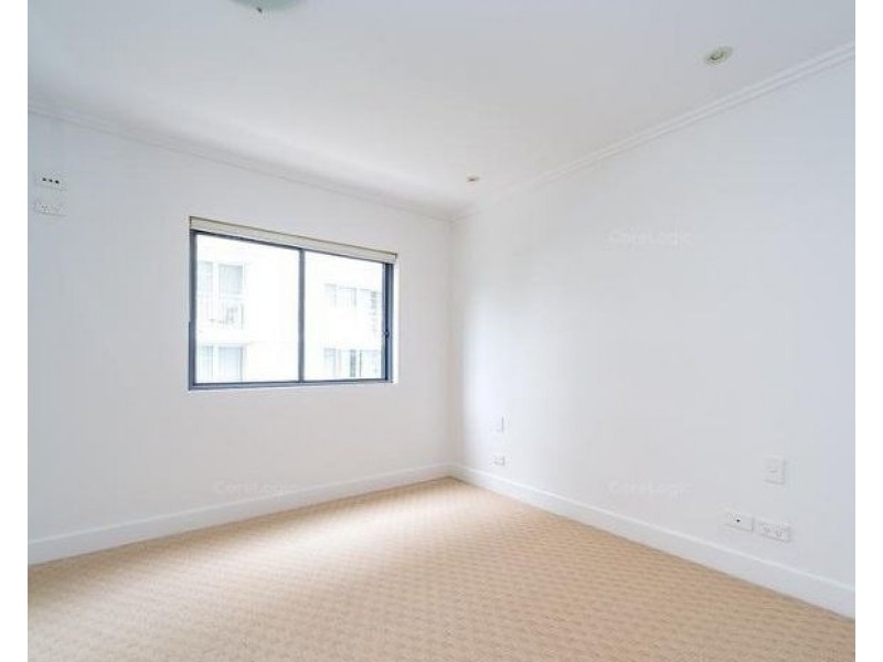 8/508 Marine Parade, Biggera Waters QLD 4216