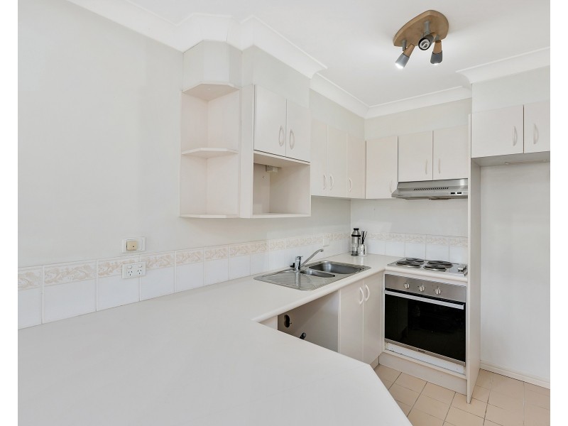 14/57 Worendo Street, Southport QLD 4215