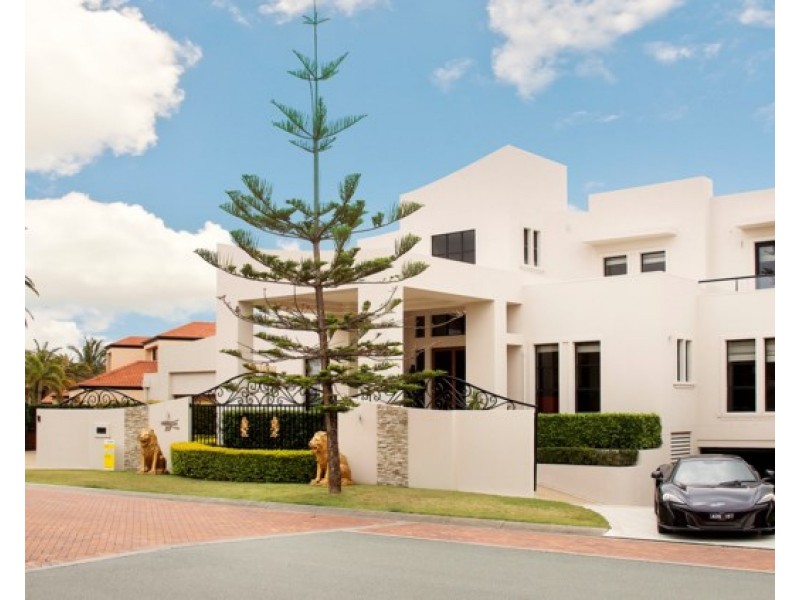 18-20 The Sovereign Mile, Sovereign Islands QLD 4216