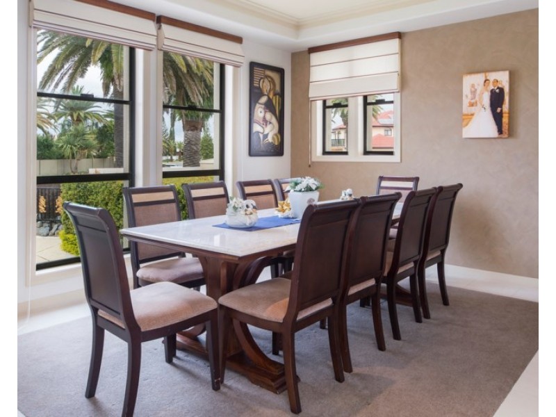 18-20 The Sovereign Mile, Sovereign Islands QLD 4216