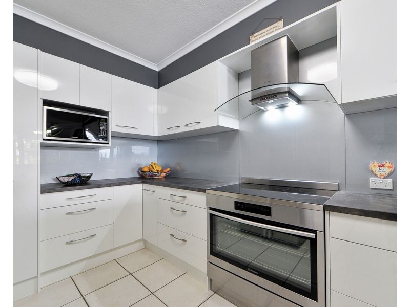 27/75 Morala Avenue, Runaway Bay QLD 4216