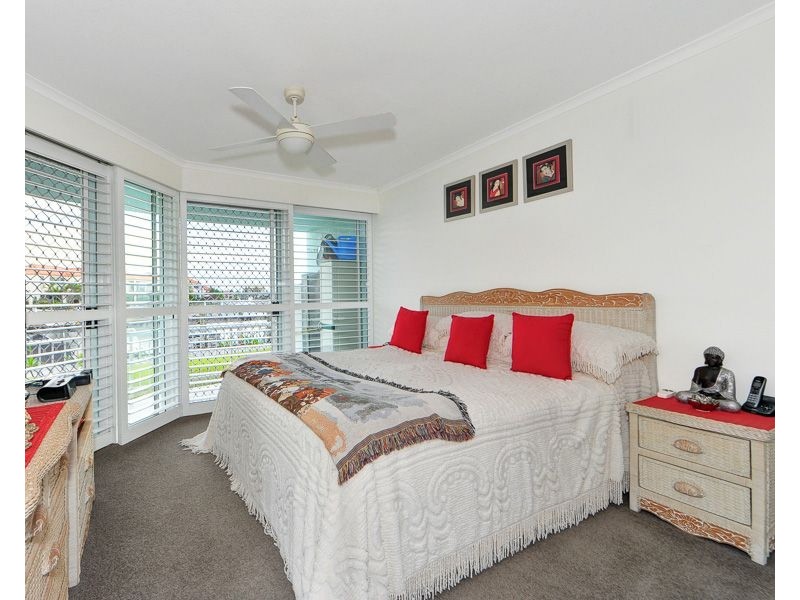 27/75 Morala Avenue, Runaway Bay QLD 4216