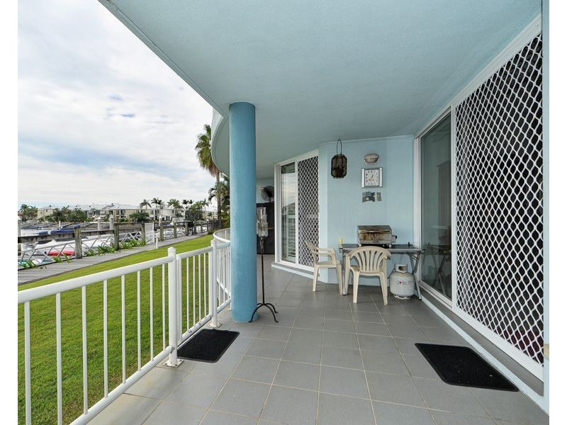 27/75 Morala Avenue, Runaway Bay QLD 4216