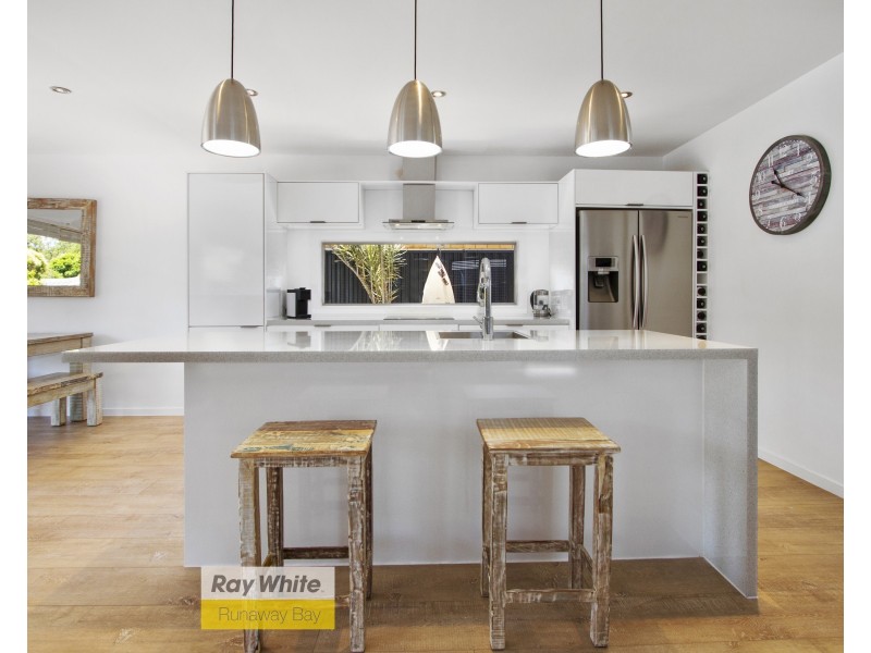 31 Turana Street, Coombabah QLD 4216