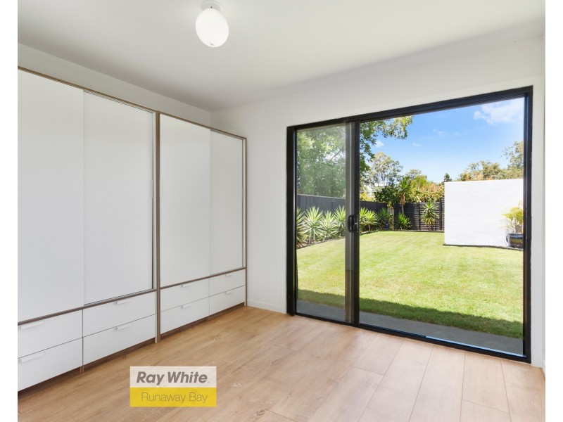 31 Turana Street, Coombabah QLD 4216