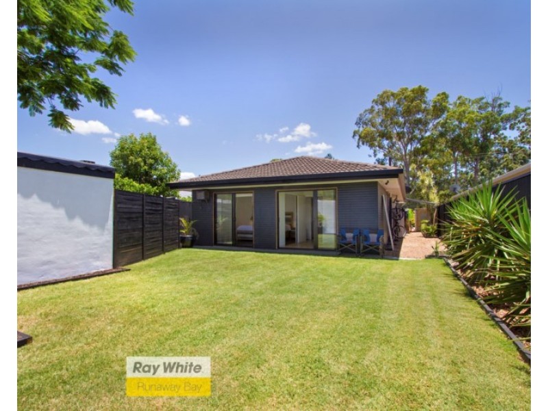 31 Turana Street, Coombabah QLD 4216