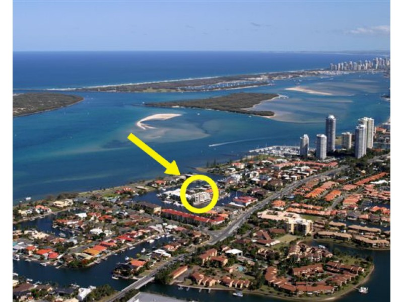 13 Canal Avenue, Runaway Bay QLD 4216