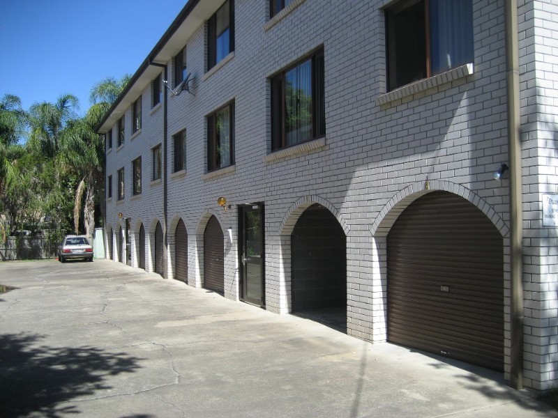 6/157 Muir Street, Labrador QLD 4215