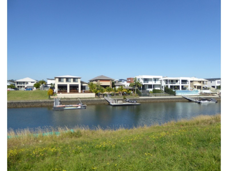 82A River Links Boulevard East, Helensvale QLD 4212