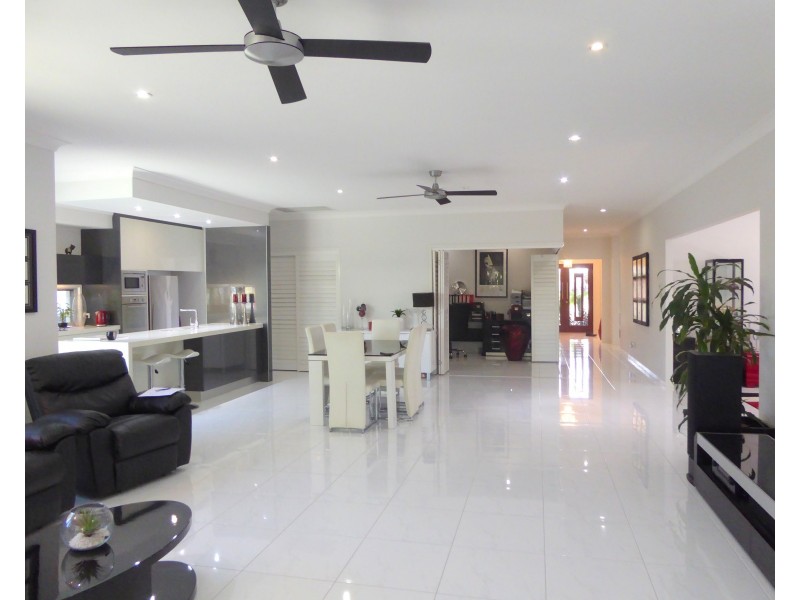 53 Rivermill Terrace, Maudsland QLD 4210