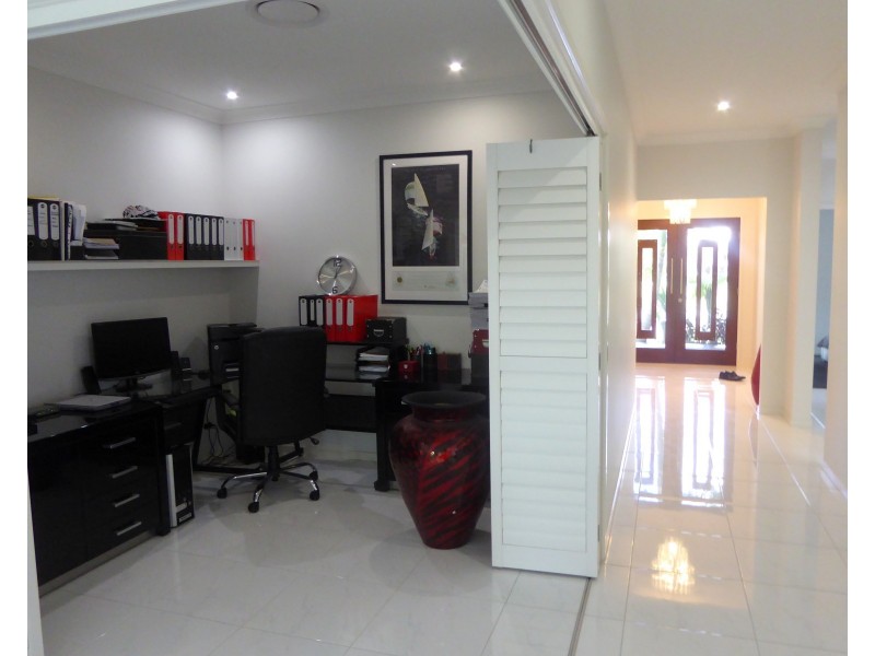 53 Rivermill Terrace, Maudsland QLD 4210