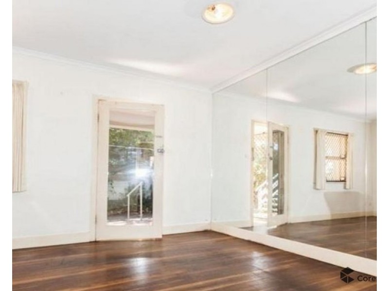 2/29 Leonard Avenue, Surfers Paradise QLD 4217