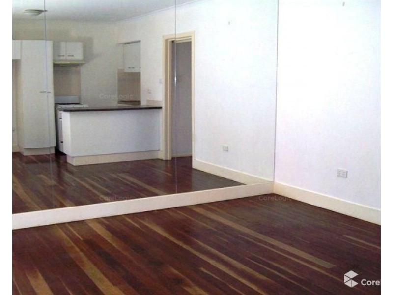 2/29 Leonard Avenue, Surfers Paradise QLD 4217