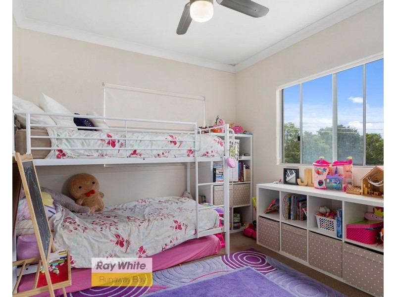 27/12-18 Bayview Street, Runaway Bay QLD 4216