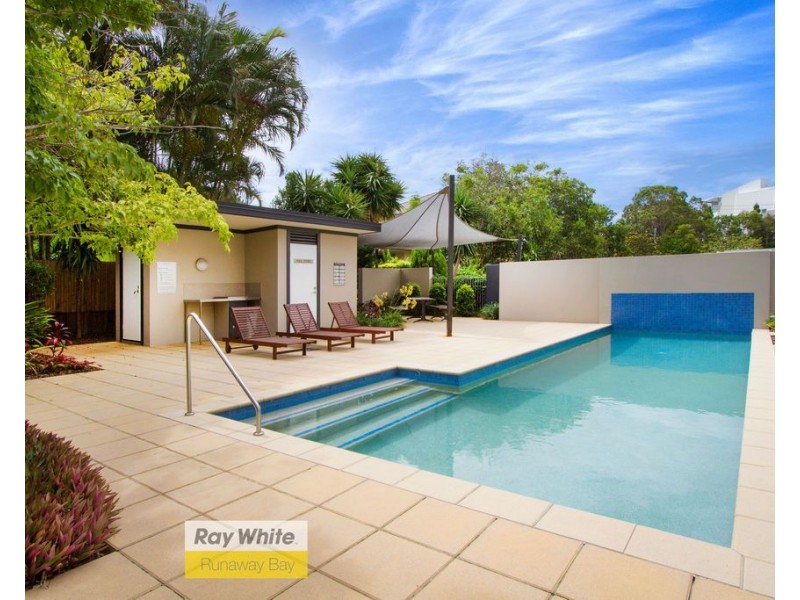 27/12-18 Bayview Street, Runaway Bay QLD 4216