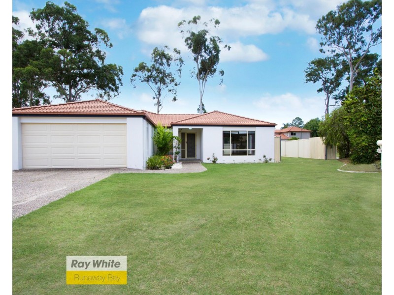 154 Christina Ryan Way, Arundel QLD 4214