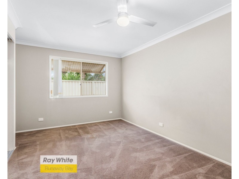 154 Christina Ryan Way, Arundel QLD 4214