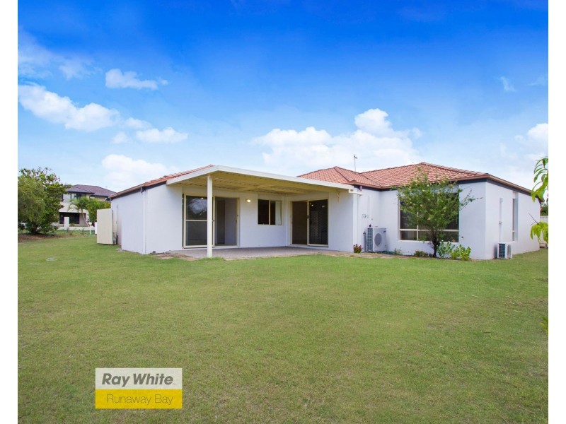 154 Christina Ryan Way, Arundel QLD 4214